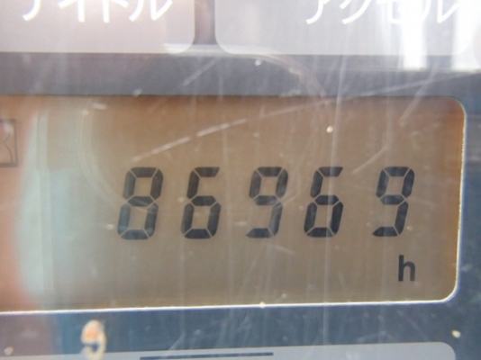 ขายด่วน HITACHI ZX200-1 เก่าญี่ปุ่นแท้ 100\%  สภาพสวย พร้อมใช้งาน  สนใจโทร 089-7462641 สุวรรณีจ้า