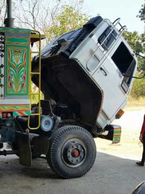 ลูกค้า(จองแล้ว)ครับอีซูซุ นางฟ้าง 210โบว์อินเตอร์ สโลส 2เพา ดั้มมีเนียม สภาพดีสวยบางเดิมพร้อมใช้งาน ทะเบียนพร้อมโอน รถสวยๆราคา 780,000บ.เบาๆ ครับ