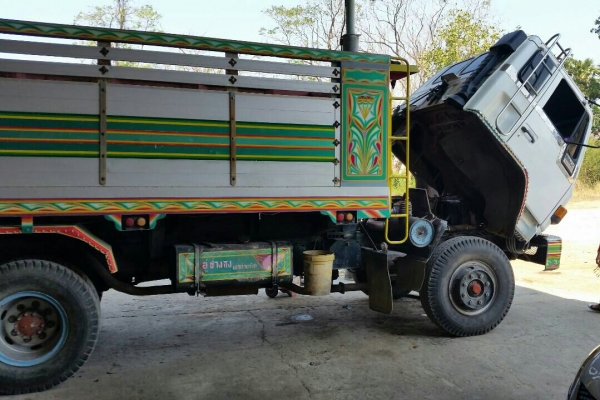 ลูกค้า(จองแล้ว)ครับอีซูซุ นางฟ้าง 210โบว์อินเตอร์ สโลส 2เพา ดั้มมีเนียม สภาพดีสวยบางเดิมพร้อมใช้งาน ทะเบียนพร้อมโอน รถสวยๆราคา 780,000บ.เบาๆ ครับ