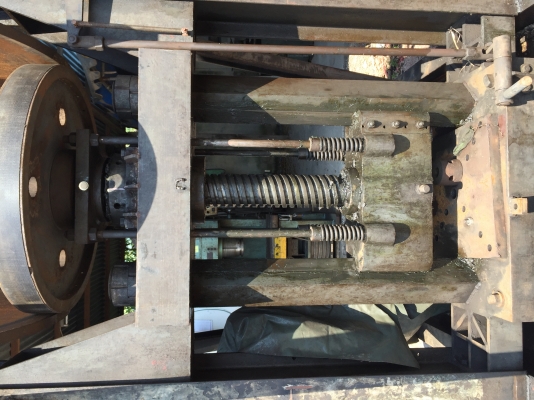 ขายปั๊มจานสำหรับปั๊มพระเกลี้ยว6นิ้วถึง7นิ้วพร้อมใช้ราคาถูกครับ