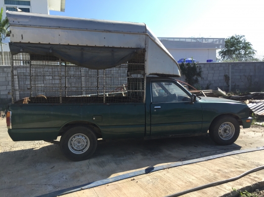 ขายรถisuzuมีหลังคายางใหม่ต้องเอาแบทมาต่อเองสภาพดีครับราคาถูก