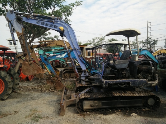 ขายรถแบคโฮตามสภาพ MITSUBISHI MM40T ราคาสบายกระเป๋าแค่ 150,000 บาท รถเครื่องดี ใช้งานได้