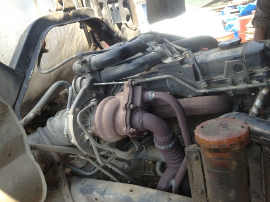 ISUZU Rocky 175 (เพลาเดียว) แทงค์น้ำมัน 16,000 ลิตร เครื่อง 6HE1 เทอร์โบ 260 ISUZU Rocky 175 (เพลาเดียว) แทงค์น้ำมัน 16,000 ลิตร เครื่อง 6HE1 เทอร์โบ 260