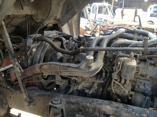 ISUZU Rocky 175 (เพลาเดียว) แทงค์น้ำมัน 16,000 ลิตร เครื่อง 6HE1 เทอร์โบ 260