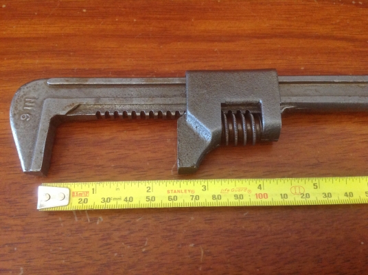 ขายประแจโบราณ Vintage Forged U.S.A. ขนาด 9"