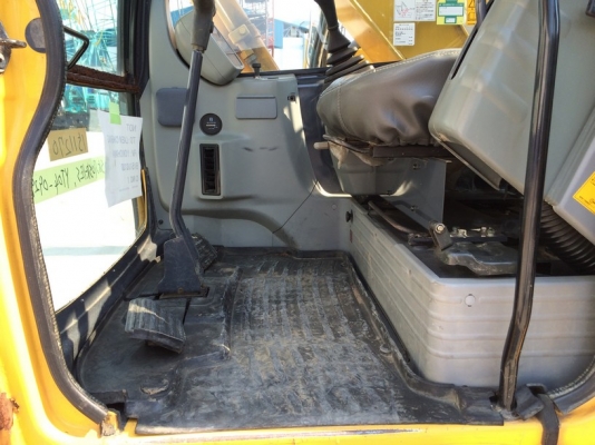 Kobelco SK70SR-1ES SN: YT04-09295 YR: 2006 ใช้งาน 2500 ชม. นำเข้าจากญี่ปุ่น งามจริง ๆ ครับ