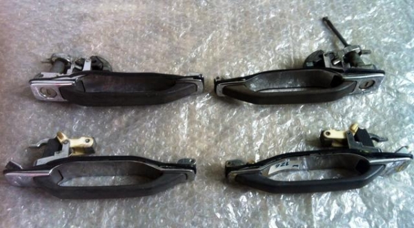 เบนซ์126มือเปิดประตูนอก