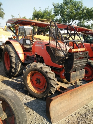 ขายรถไถ KUBOTA M6040 ตามสภาพ รถใช้งานได้ปกติ เครื่องดีมาก ขายรถไถ KUBOTA M6040 ตามสภาพ รถใช้งานได้ปกติ เครื่องดีมาก