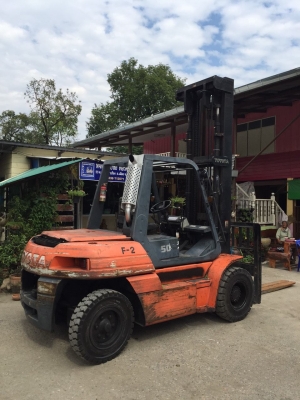 รถยกขนาด 5.0 ตัน เสายกสูง 7.0 ม.