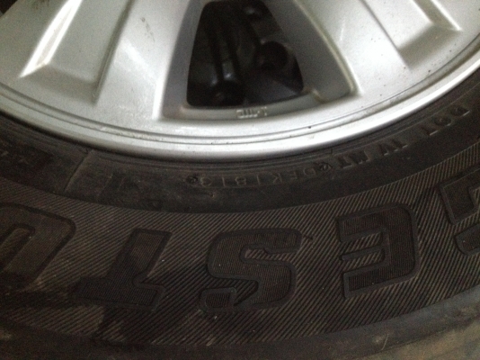 ขายล้อไทรทันพลัส 16 พร้อมยาง Bridgestone 245 70 16 ยางปี13 ขายล้อไทรทันพลัส 16 พร้อมยาง Bridgestone 245 70 16 ยางปี13