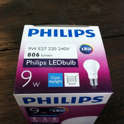 หลอดไฟ Philips LED Bulb ขนาด 9w ขั้ว E27 Cool Daylight หลอดไฟ Philips LED Bulb ขนาด 9w ขั้ว E27 Cool Daylight