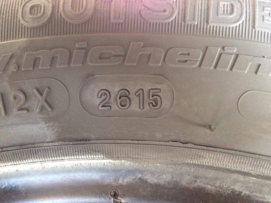ยาง MICHELIN 175-65-15 ปี 15 ครบชุด 4 เส้น 3500 สภาพสวยๆดอกยางนิ่มๆไม่บวมเอาไปวิ่งกันยาวๆราคาเบาๆค่ะ
