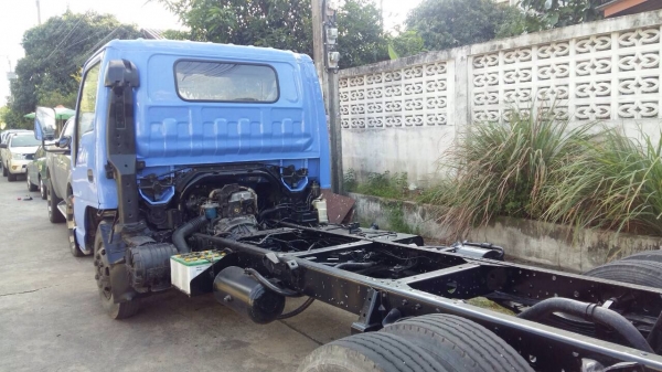 ขาย NPR 135แรง 7เกียร์ เครื่องดี คัดซีสวย เอกสารพร้อมโอน ขาย NPR 135แรง 7เกียร์ เครื่องดี คัดซีสวย เอกสารพร้อมโอน