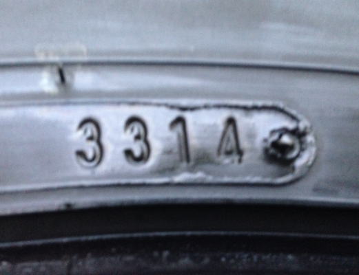 ยาง Dunlop 265 70 16 ปี14 เนื้อนิ่มๆ ดอกสวย ไม่มีปะ ราคาไม่แพว