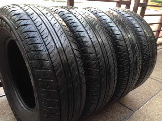 ยาง Dunlop 265 70 16 ปี14 เนื้อนิ่มๆ ดอกสวย ไม่มีปะ ราคาไม่แพว