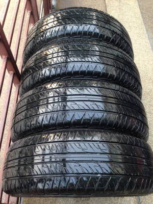 ยาง Dunlop 265 70 16 ปี14 เนื้อนิ่มๆ ดอกสวย ไม่มีปะ ราคาไม่แพว