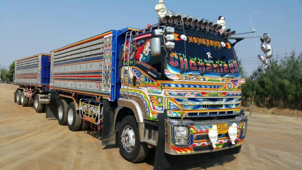 ขายด่วน360แรงปี54 อู่ซุ่นชัย ลูก3เพลายาว6.80ม. รถสวยเดิม แต่งสวยน่าใช้ จัดแนนซ์ได้ ดอกถูก