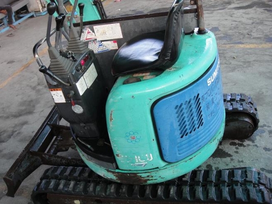 ........ขาย รถขุดดินขนาดเล็กจิ๋วยี่ห้อ SUMITOMO มาจากญี่ปุ่น...........