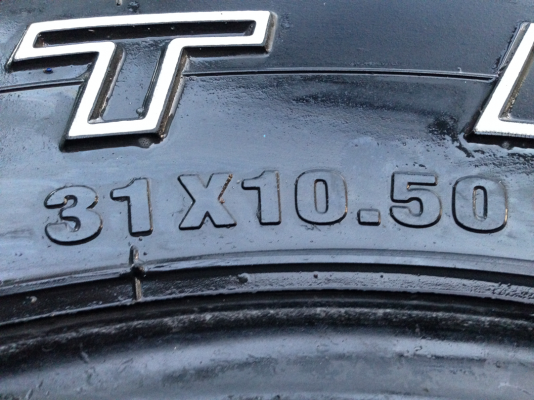 ยาง Mud Achilles 31 10.5 R15 ปี12 ดอกเต็ม ไม่มีปะ ลุยได้อีกหลายปี ราคาไม่แพง ยาง Mud Achilles 31 10.5 R15 ปี12 ดอกเต็ม ไม่มีปะ ลุยได้อีกหลายปี ราคาไม่แพง