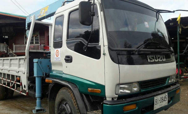 หกล้อ อีซชุ  DEGA 195ยูโร2 ปี47 เครนTANADO 5ตัน ท้องวี ช่วงยาว 7.20ม สภาพดีสวยบางเดิมพร้อมใช้ ทะเบียนพร้อมโอน ราคาเบาๆ ครับ