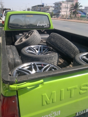 ล้อขอบ17" RG2 6รู กับ ล้อขอบ18" Cosmis MR2 5รู114น8.5ห9.5