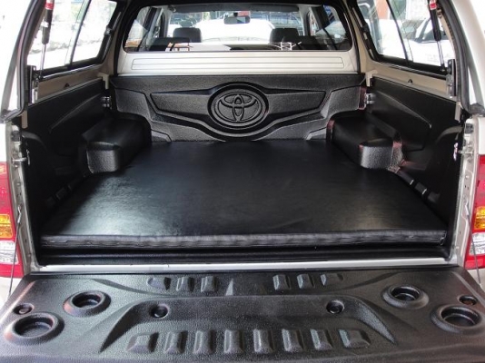 .......ขาย TOYOTA VIGO ดีเซล 2.5 TURBO เพาเวอร์ ซทร.มือแรก................