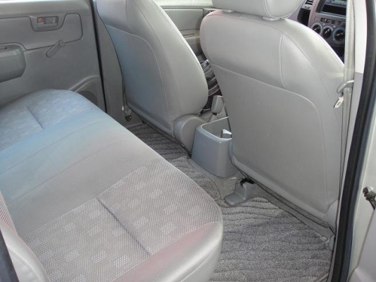 .......ขาย TOYOTA VIGO ดีเซล 2.5 TURBO เพาเวอร์ ซทร.มือแรก................