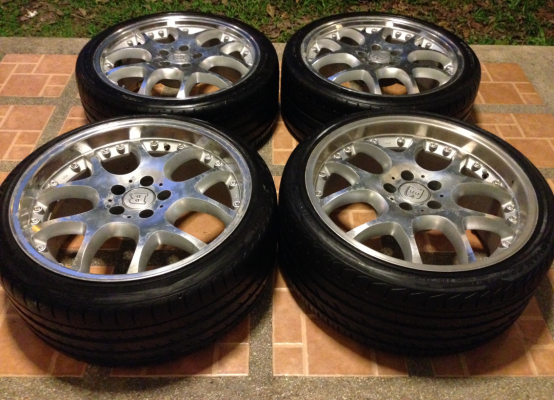 ล้อ BRABUS Block 5 ขอบ19 หน้า 8.5 นิ้ว ET+35 หลัง 9.5 นิ้ว ET+35 พร้อมยาง 235 35 19 ปี13 ราคาไม่แพง ล้อ BRABUS Block 5 ขอบ19 หน้า 8.5 นิ้ว ET+35 หลัง 9.5 นิ้ว ET+35 พร้อมยาง 235 35 19 ปี13 ราคาไม่แพง