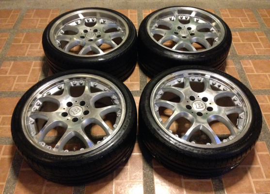 ล้อ BRABUS Block 5 ขอบ19 หน้า 8.5 นิ้ว ET+35 หลัง 9.5 นิ้ว ET+35 พร้อมยาง 235 35 19 ปี13 ราคาไม่แพง ล้อ BRABUS Block 5 ขอบ19 หน้า 8.5 นิ้ว ET+35 หลัง 9.5 นิ้ว ET+35 พร้อมยาง 235 35 19 ปี13 ราคาไม่แพง