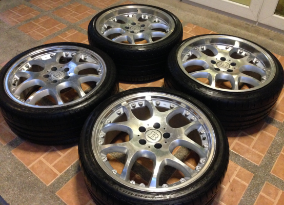 ล้อ BRABUS Block 5 ขอบ19 หน้า 8.5 นิ้ว ET+35 หลัง 9.5 นิ้ว ET+35 พร้อมยาง 235 35 19 ปี13 ราคาไม่แพง ล้อ BRABUS Block 5 ขอบ19 หน้า 8.5 นิ้ว ET+35 หลัง 9.5 นิ้ว ET+35 พร้อมยาง 235 35 19 ปี13 ราคาไม่แพง