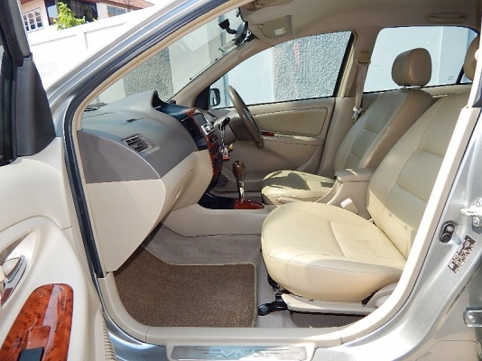 2006 วีออส เกียร์ออโต้ ติด LPG ออกรถ 9000 บาท