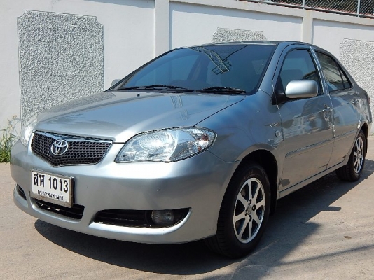 2006 วีออส เกียร์ออโต้ ติด LPG ออกรถ 9000 บาท