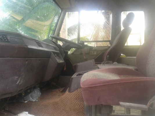 รถมิตซู 10 ล้อ ท้ายลาด FN526 เปลื่ยนเครื่อง 168 แรงม้า.     สนใจติดต่อ  081 - 6079515