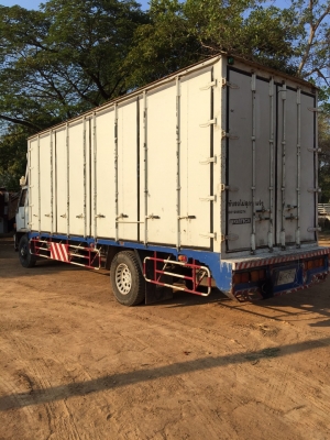 ขาย6ล้อตุ้10บาน. เครื่อง175แรง. ยาว7.2 ม. เตรื่องดี. คลัทชีสวยๆ