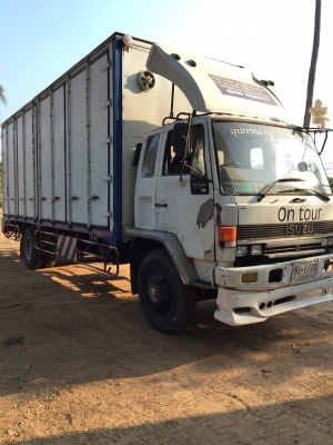 ขาย6ล้อตุ้10บาน. เครื่อง175แรง. ยาว7.2 ม. เตรื่องดี. คลัทชีสวยๆ