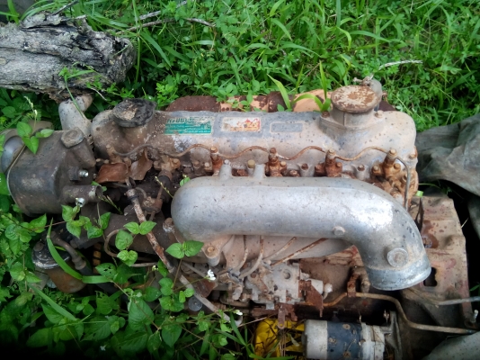 สิบล้อเพลาเดียวอีโน่KT 725  เพลาเดียว  ขายตามสภาพ อุปกรณ์ครบ  เล่มพร้อม..ทะเบียน ม79