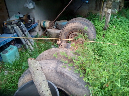 สิบล้อเพลาเดียวอีโน่KT 725  เพลาเดียว  ขายตามสภาพ อุปกรณ์ครบ  เล่มพร้อม..ทะเบียน ม79