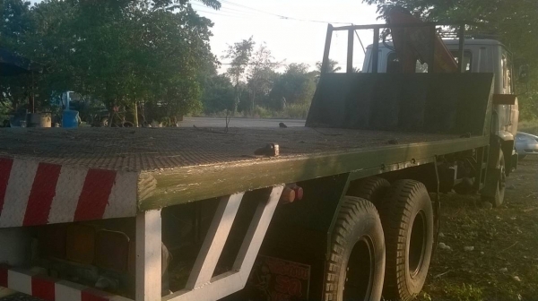 สิบล้อเพลาเดียว นิสสัน ยูดี  290แรงม้า ติดเฮียด ยาว7 เมตร พร้อมใช้ยางดี10เส้นเครื่องดีทะเบียนแจ้งจอด550000