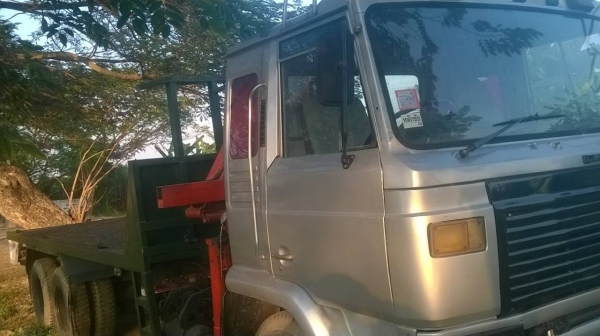 สิบล้อเพลาเดียว นิสสัน ยูดี  290แรงม้า ติดเฮียด ยาว7 เมตร พร้อมใช้ยางดี10เส้นเครื่องดีทะเบียนแจ้งจอด550000