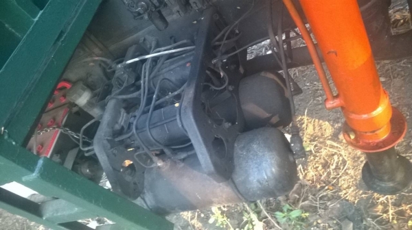 สิบล้อเพลาเดียว นิสสัน ยูดี  290แรงม้า ติดเฮียด ยาว7 เมตร พร้อมใช้ยางดี10เส้นเครื่องดีทะเบียนแจ้งจอด550000