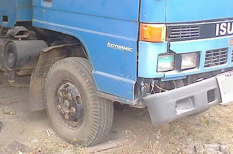 **259,000 บ.ต่อรอง/// 6ล้อดั้มดิน3คิว ISUZU NKR-110 รถประกอบ ดั้ม3.20ม. เล่มทะเบียนครบ **ขาย ISUZU NKR-110 แรง 6ล้อดั้มดิน3คิว สภาพดี ราคาเบา เล่มทะเบียนครบ ISUZU NKR58E 4BE1-110HP ประกอบ เกียร์สั้น หัวเก๋งยกได้ เครื่องเดิม เกียร์เดิม ครับเครื่องดี ครับ แ