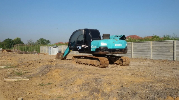 ขายด่วน Kobelco SK120-3 Mark-V super ใบอินวอย  สภาพสวย  พร้อมใช้งาน ขายด่วนต่อรองราคาได้ครับสนใจติดต่อ 081-7539527