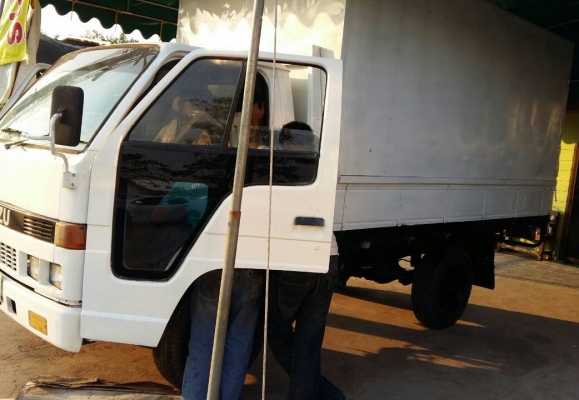 สีล้อ อีซูซุ NHK100ช่วงสั่น 3.20ม แอร์ พ.เวอร์ สภาพดีสวยพร้อมใช้งาน ทะเบียน ป้ายเล็กไม่ติดเวลา เอกสารพร้อมโอนร