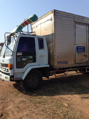 รถบรรทุก 6 ล้อ ยาว 7.20 ม. ISUZU FRR11NA เครื่อง 6ฺBD1 (160 แรงม้า) รถบรรทุก 6 ล้อ ยาว 7.20 ม. ISUZU FRR11NA เครื่อง 6ฺBD1 (160 แรงม้า)