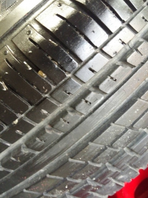 แม็ก RF1 ขอบ 15 กว้าง 8 ออฟ 25 พร้อมยางดอกล้นๆ แม็ก RF1 ขอบ 15 กว้าง 8 ออฟ 25 พร้อมยางดอกล้นๆ