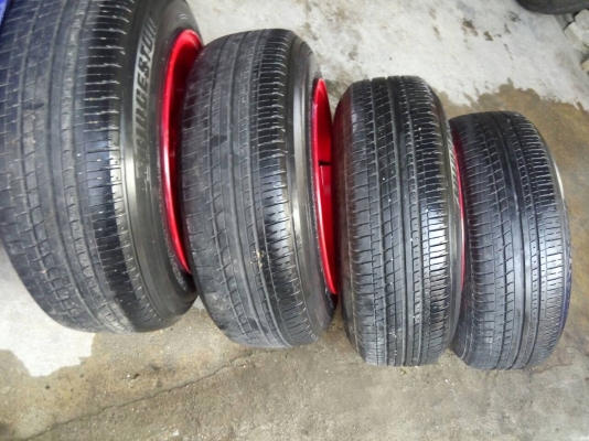 แม็ก RF1 ขอบ 15 กว้าง 8 ออฟ 25 พร้อมยางดอกล้นๆ แม็ก RF1 ขอบ 15 กว้าง 8 ออฟ 25 พร้อมยางดอกล้นๆ