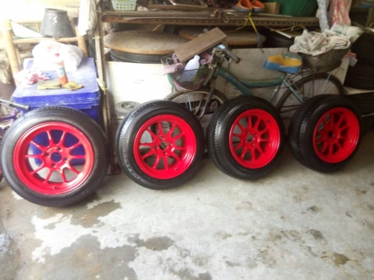 แม็ก RF1 ขอบ 15 กว้าง 8 ออฟ 25 พร้อมยางดอกล้นๆ แม็ก RF1 ขอบ 15 กว้าง 8 ออฟ 25 พร้อมยางดอกล้นๆ