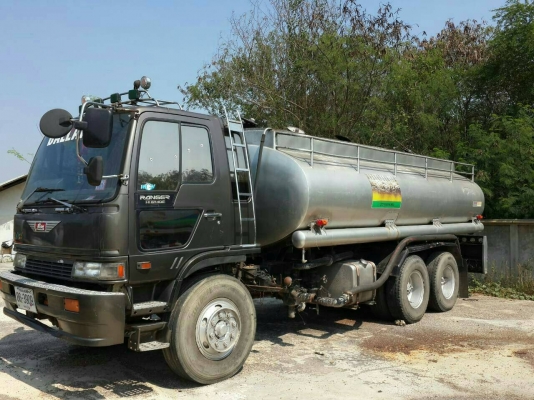 สิบล้อ ฮีโน่ FM1J 210เพาเดียว บรรทุกน้ำมัน16,000ลิต สภาพดีสวยพร้อมใช้ ทะเบียนพร้อมโอน ราคา 690,000บ ถูกๆ ต่อรองได้ ครับๆ