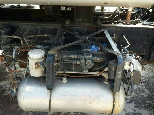 สิบล้อ ฮีโน่ FM1J 210เพาเดียว บรรทุกน้ำมัน16,000ลิต สภาพดีสวยพร้อมใช้ ทะเบียนพร้อมโอน ราคา 690,000บ ถูกๆ ต่อรองได้ ครับๆ