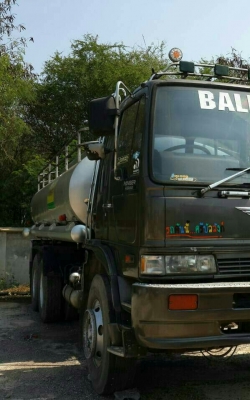 สิบล้อ ฮีโน่ FM1J 210เพาเดียว บรรทุกน้ำมัน16,000ลิต สภาพดีสวยพร้อมใช้ ทะเบียนพร้อมโอน ราคา 690,000บ ถูกๆ ต่อรองได้ ครับๆ